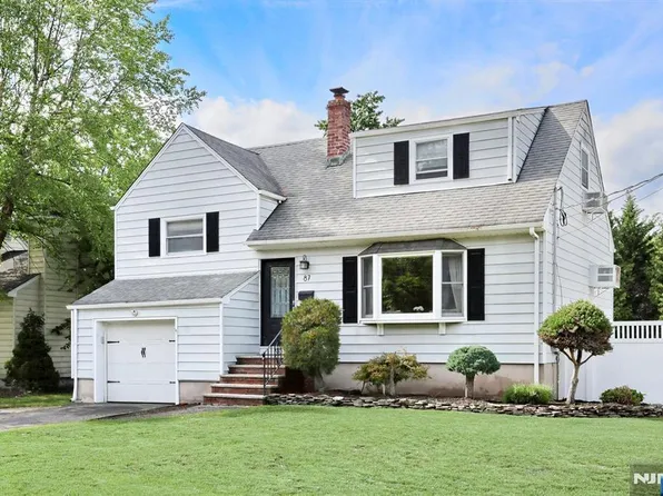 87 Barbara Rd, Dumont, NJ 07628