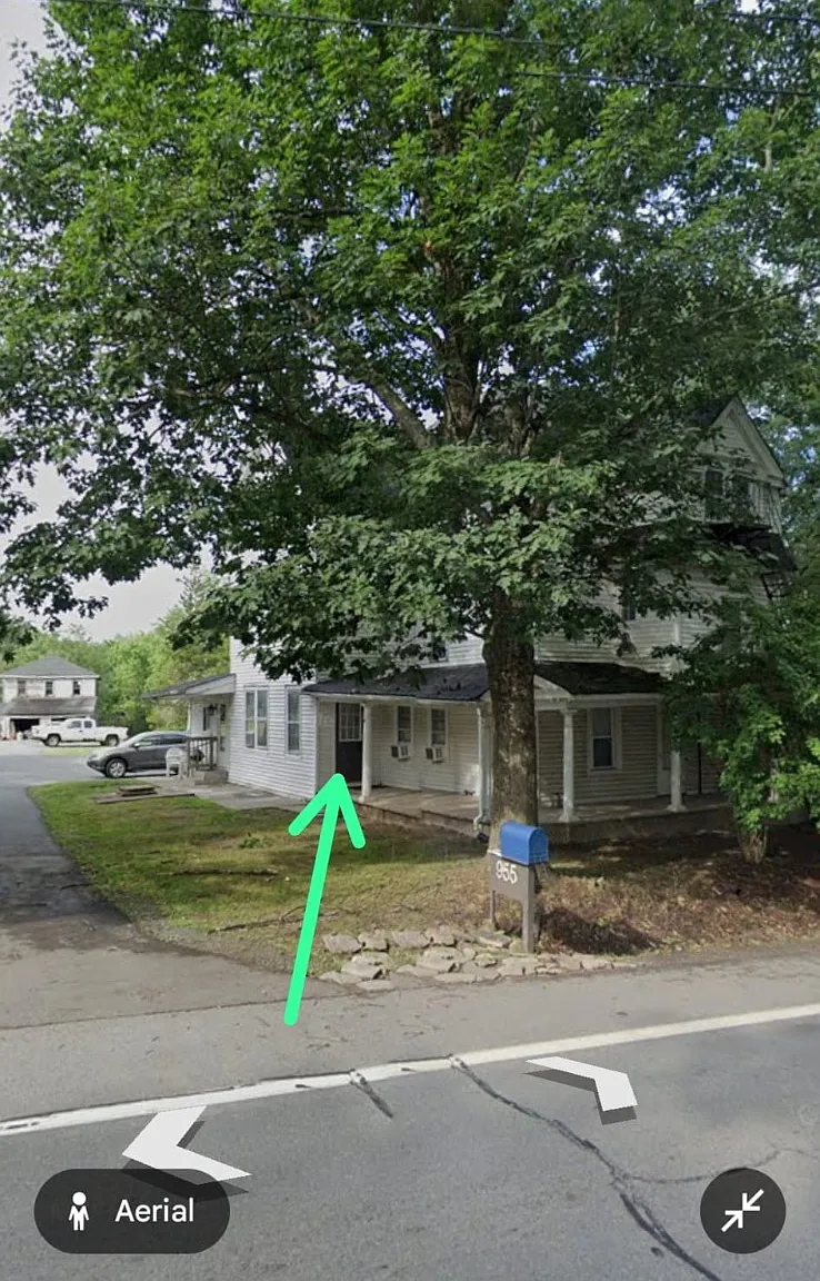 3 bed, $1,700 — Photo 1