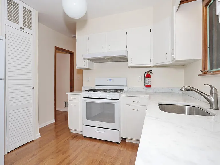 Kitchen/HWF