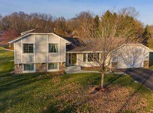 10018 Ives Way, Osseo, MN 55369