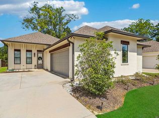 3832 Villa Michel Dr, Baton Rouge, LA 70817