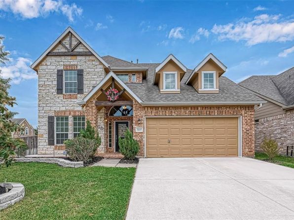 3207 Fairmont Hills Ln