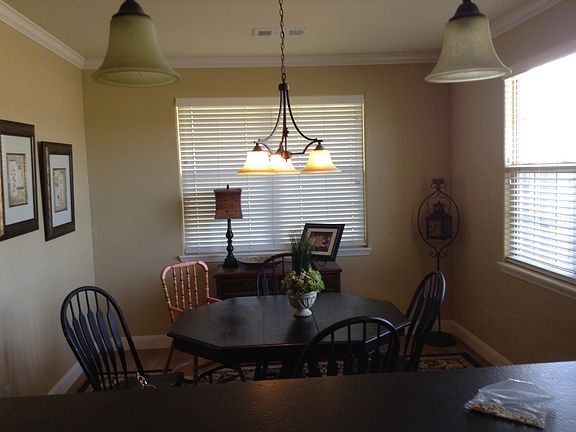 3rd image of 8600 Endicott Dr