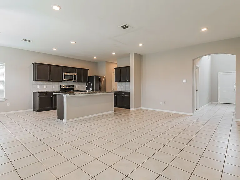 820 Horton St — Photo 6