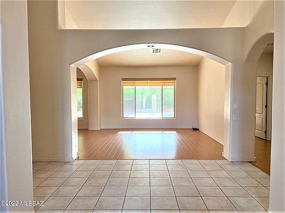 3rd image of 7550 E Camino Amistoso