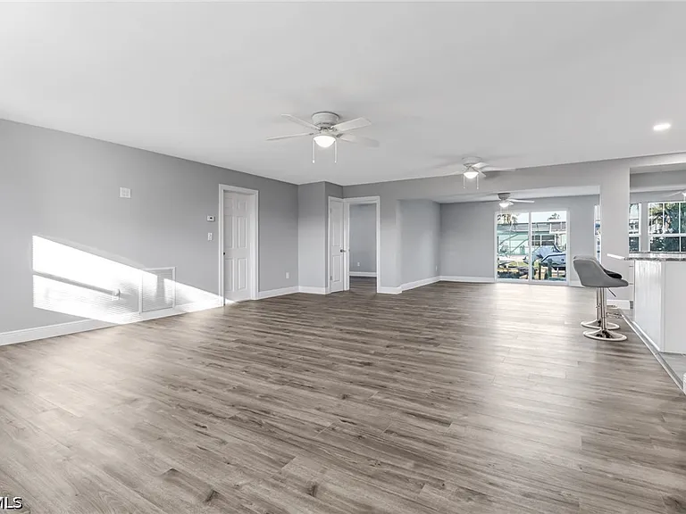 4312 S Bay Cir — Photo 13