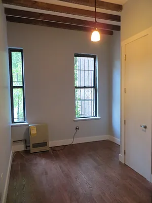 Rented by David W Realty Inc | media 40