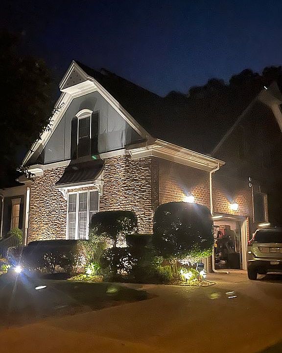 1st image of 903 Rockglen Ct