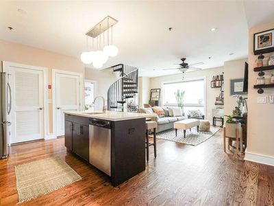 635 6th St #PENTHOUSE C, Hoboken, NJ, 07030