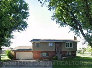 4173 Arizona Ave, Grand Island, NE 68803