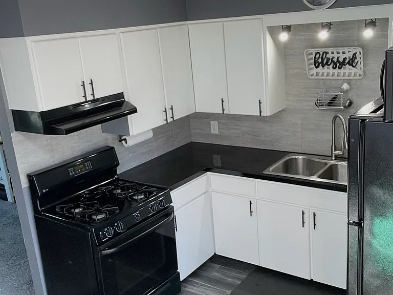 3727 Kalamazoo Ave SE #3725 — Photo 2