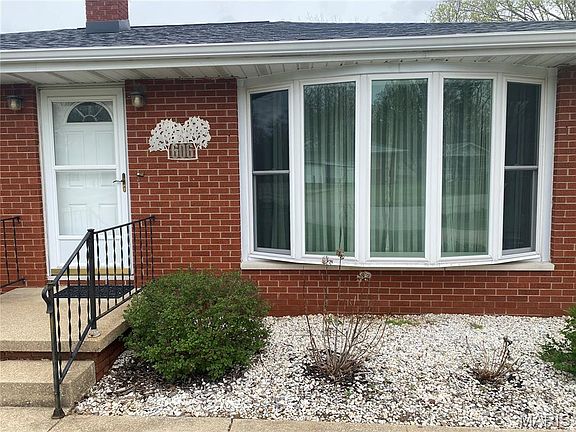 2nd image of 606 Shannon Dr