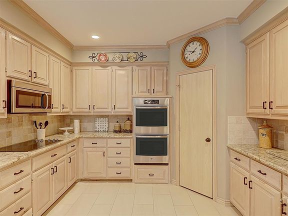 2nd image of 7229 Harvey Ln