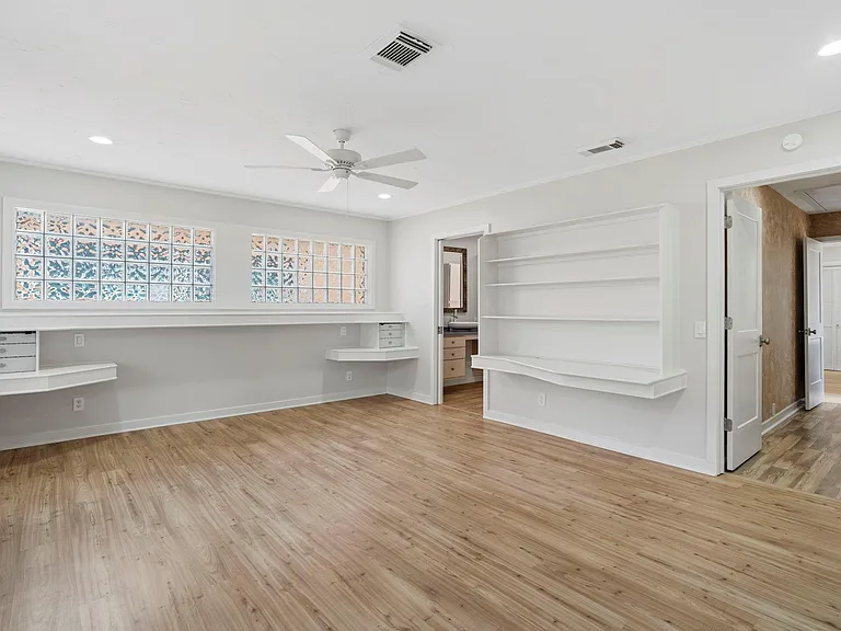 6215 Westcott St #A — Photo 36