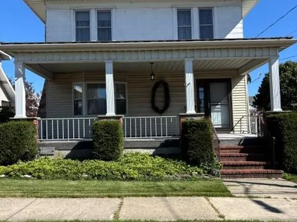 19 S 3rd St, Frackville, PA 17931