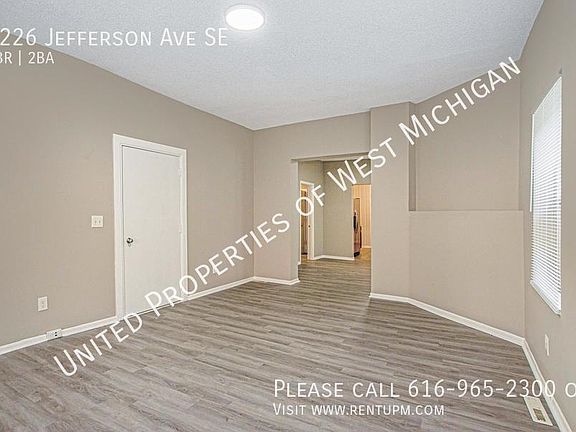 3rd image of 1226 Jefferson Ave SE