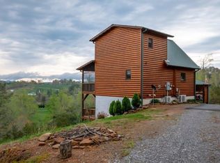 275 Meadow Creek Ln, Murphy, NC 28906
