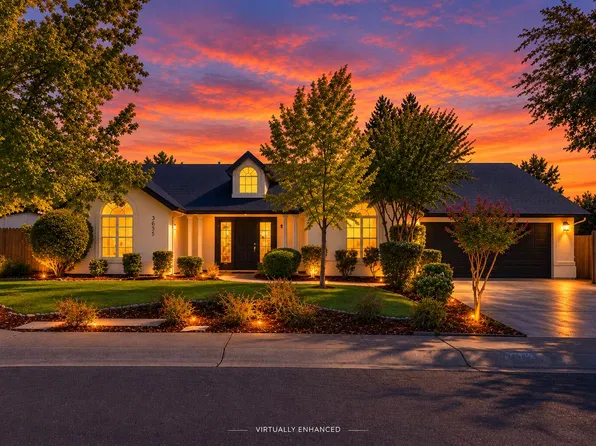 3635 Sunglow Dr, Redding, CA 96001