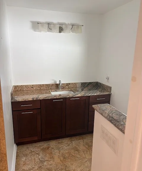1504 E Robinson St — Photo 5
