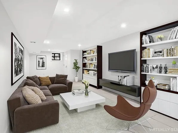 510 Fairview Ave #1R, Ridgewood, NY 11385