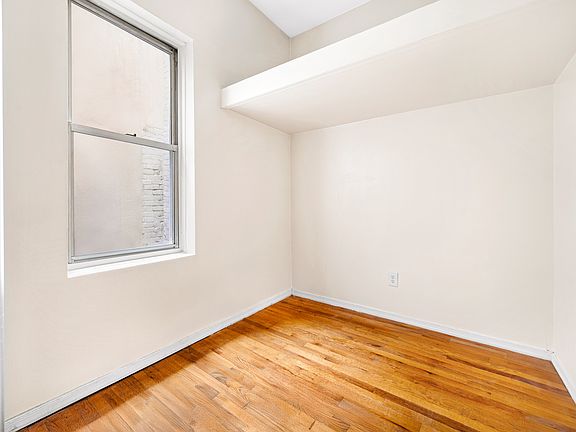 3rd image of 305 E 105th St APT 5D