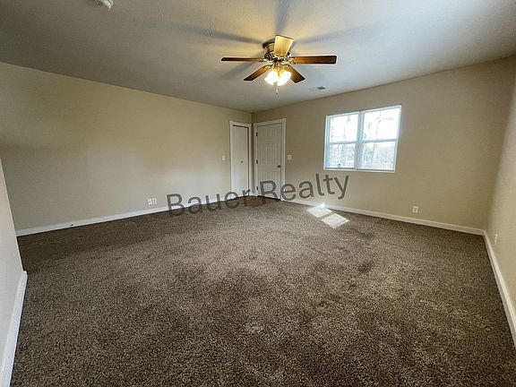 5th image of 231 S Jefferson St #5E