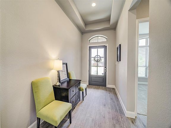 4th image of 3907 Bethesda Way