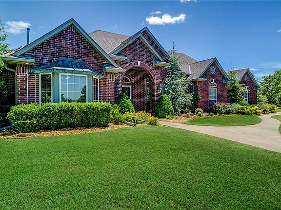 4th image of 9500 Forest Glade Dr