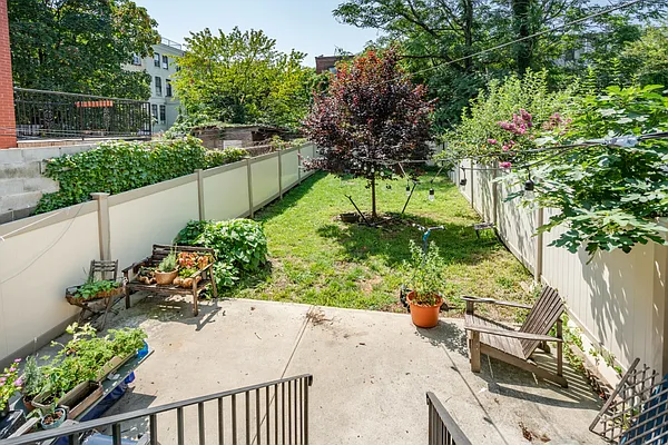 Sold by Compass | media 13