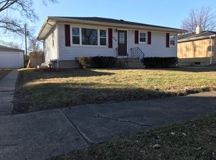 908 N Rensselaer St, Griffith, IN 46319