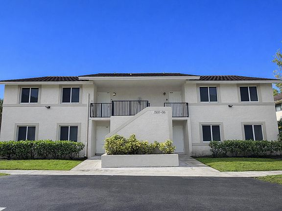 2nd image of 11500-11506 NW 43rd Court