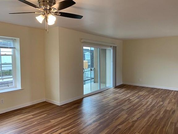 4th image of 426 Escuela Ave #18