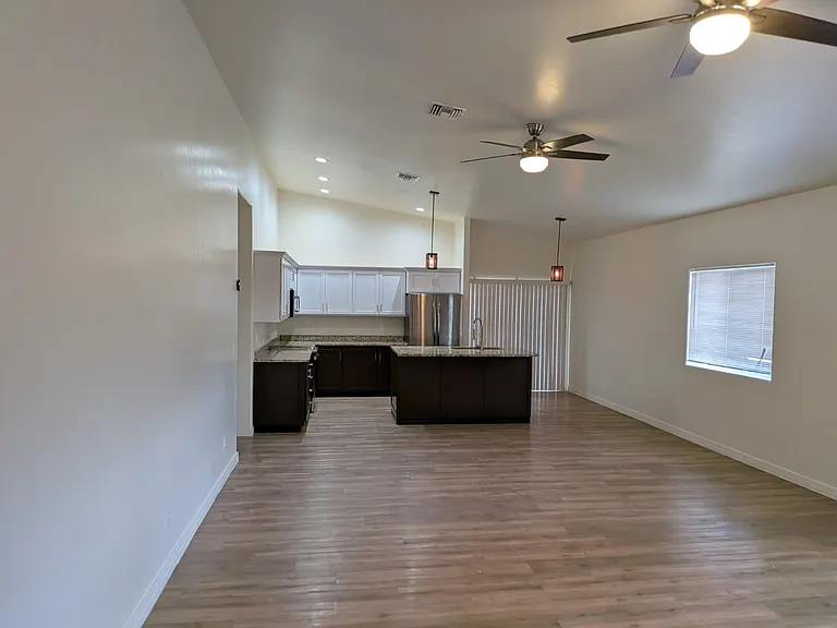 1851 Calle Virginia — Photo 1