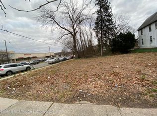 1583 Richmond Ave, Staten Island, NY 10314