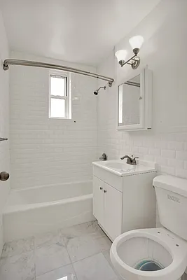 Rented by Living New York | media 8