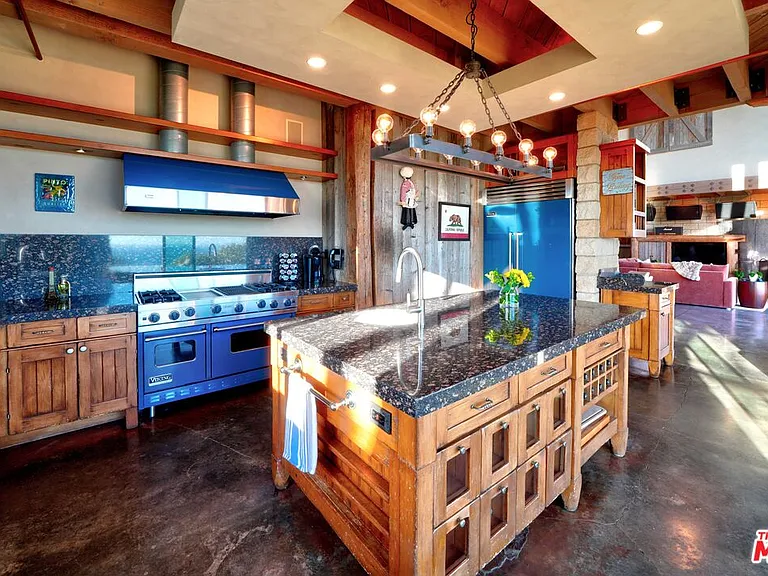 3020 Corral Canyon Rd — Photo 7