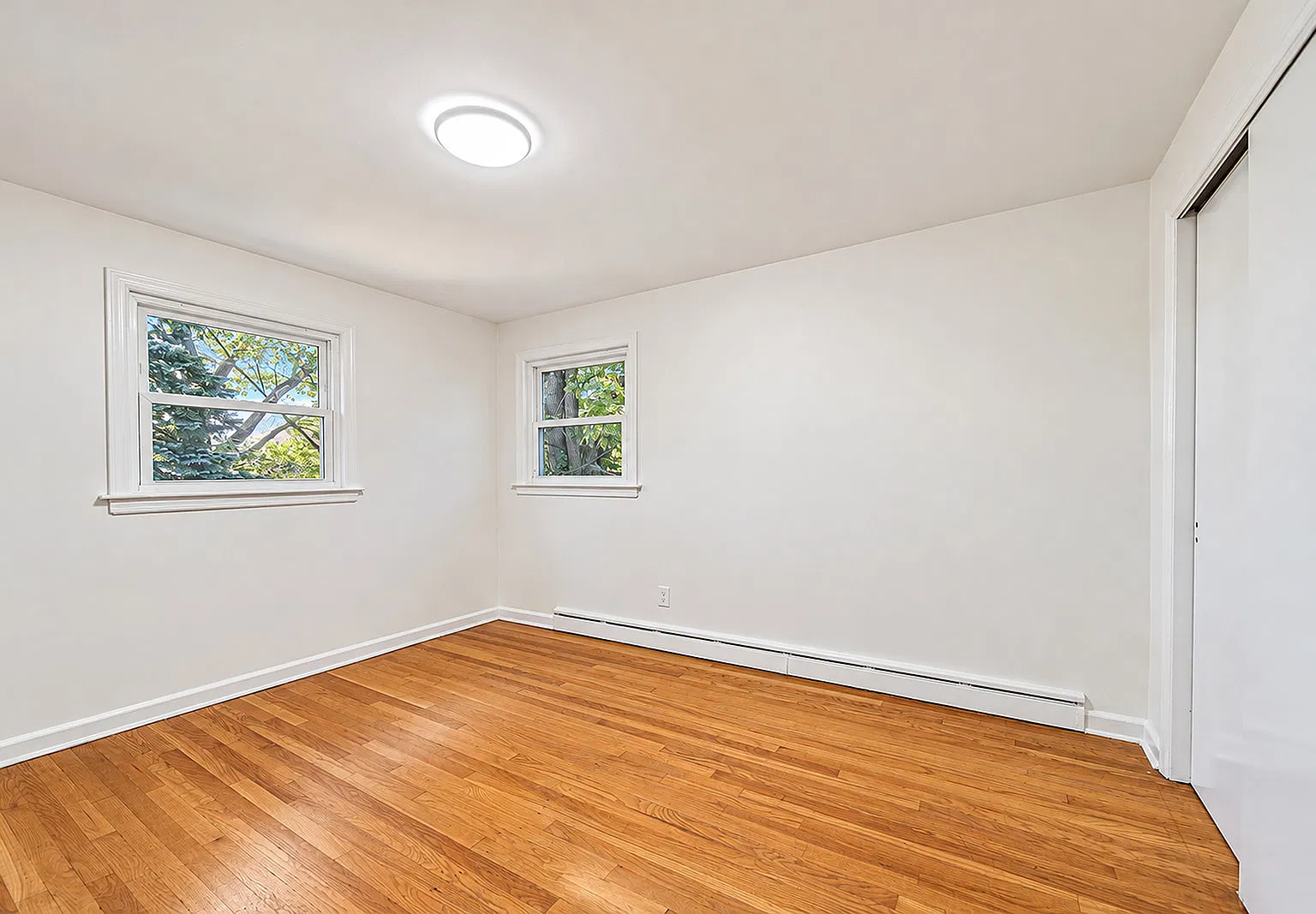 2 bed, $3,200 — Photo 3