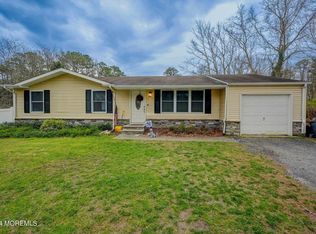 677 W Commodore Blvd, Jackson, NJ 08527