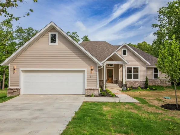 20 Singleton Dr, Bella Vista, AR 72715
