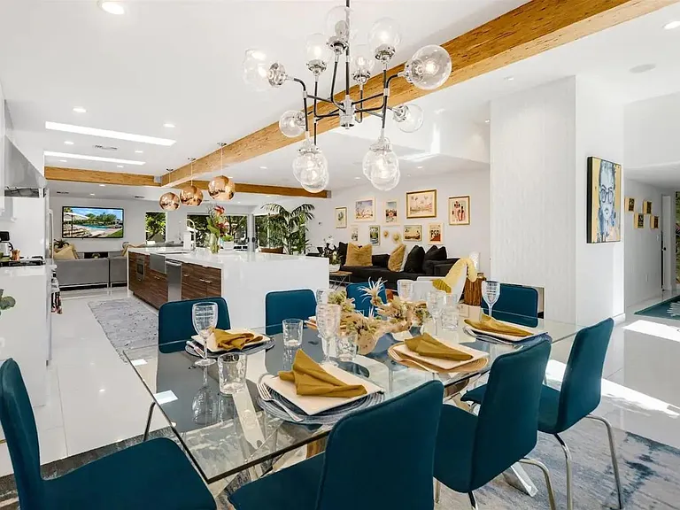 72382 Desert Dr — Photo 13