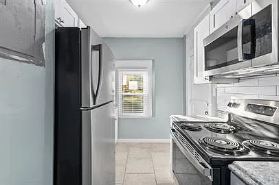 22 & 24 W 34th St - 24-3W — Photo 3