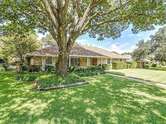 3rd image of 6613 Kingswood Dr