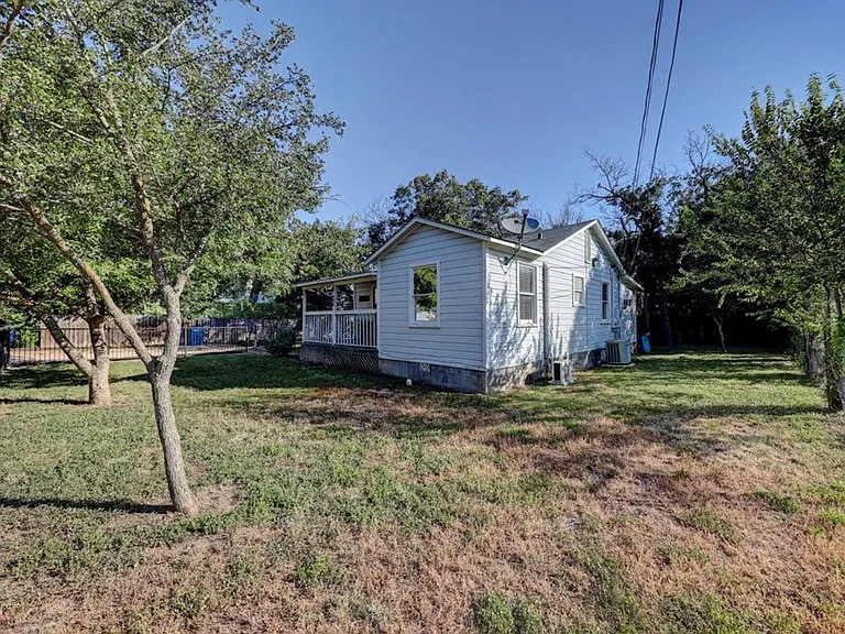 224 Starkey St — Photo 1