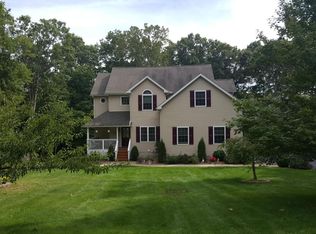 101 State Ct, Milford, PA 18337