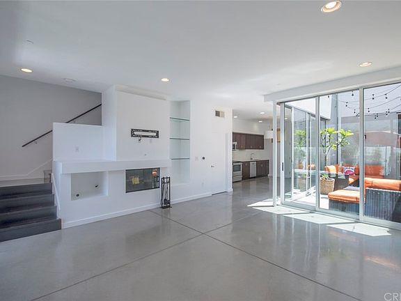 5th image of 4268 Perlita Ave