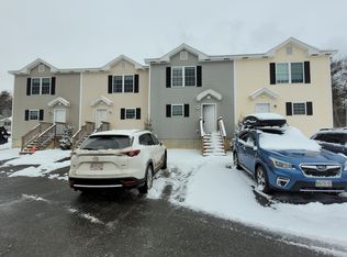 4 Jasmine Ln, Bangor, ME 04401