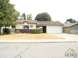 1110 Cypress Ave, Wasco, CA 93280