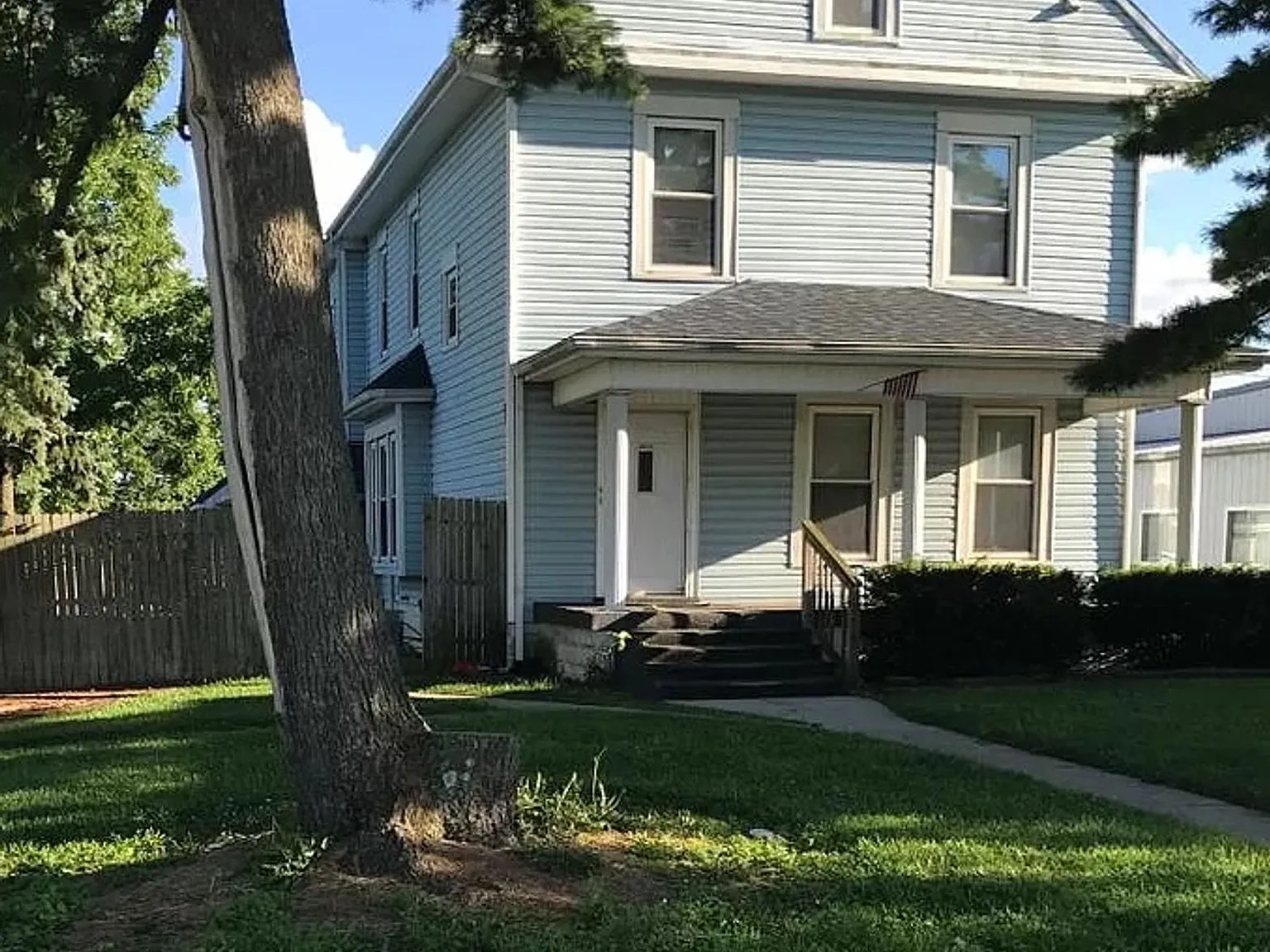 Coming Soon: 9011 W Jackson St! 3 Bedroom 1 Bath! Pet Friendly! Yorktown School District — Photo 2