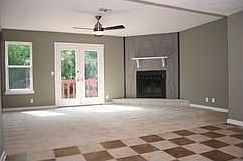 5th image of 626 Alison Ct