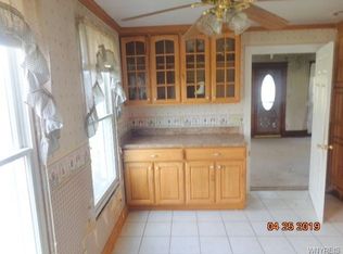 1934 Balmer Rd, Ransomville, NY 14131